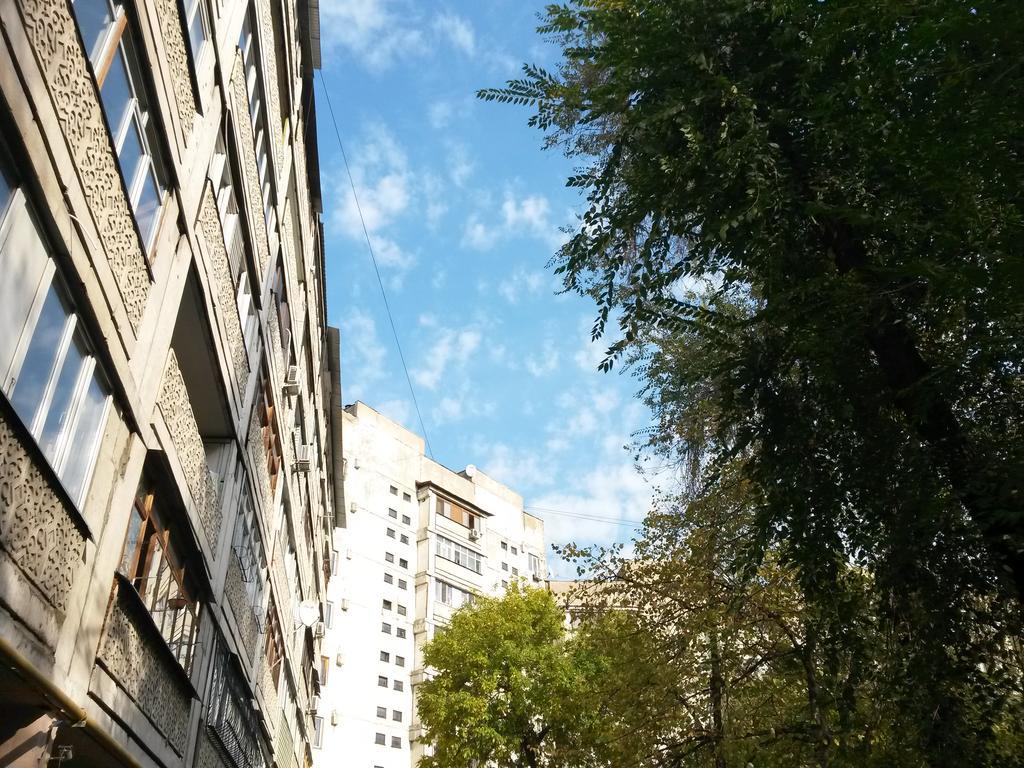 Арбат Центр квартира- Apartment Arbat Алматы Экстерьер фото